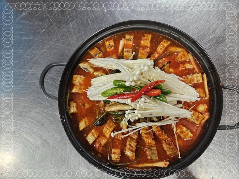 장어한판 이미지