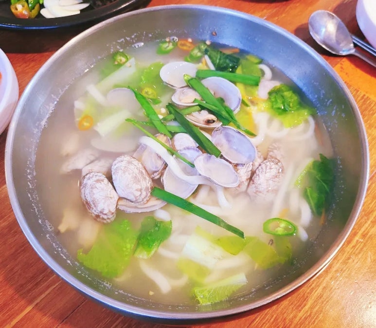 광양칼국수 보쌈 이미지