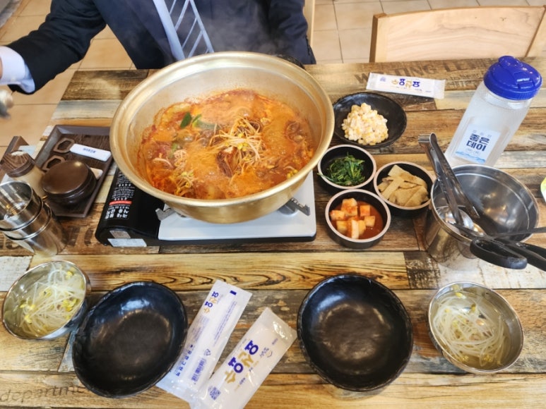 덕신매운갈비찜 이미지