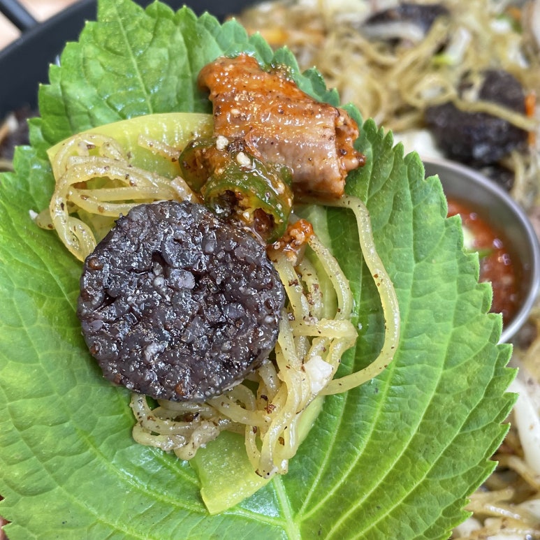 백순대본가새맛 이미지