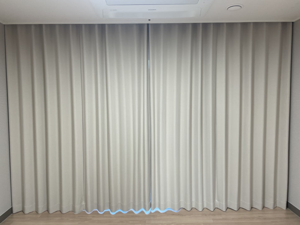 커튼블라인드공장직영 이미지