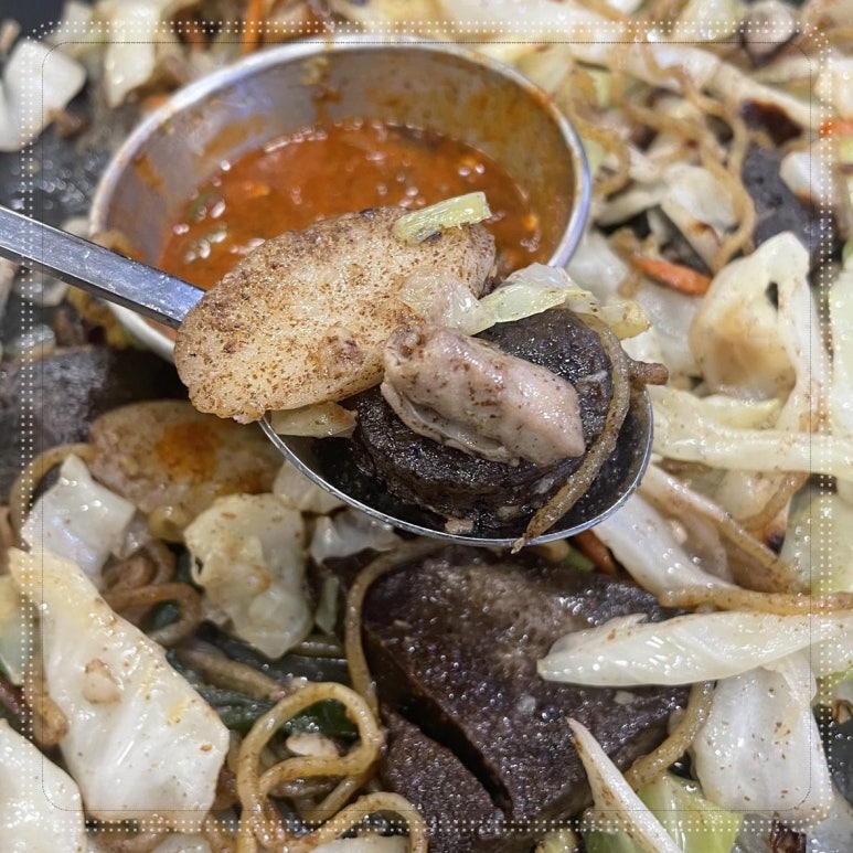 백순대본가새맛 이미지