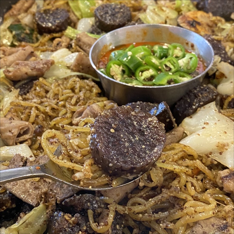 백순대본가새맛 이미지