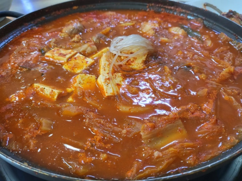 팔보돌솥 이미지