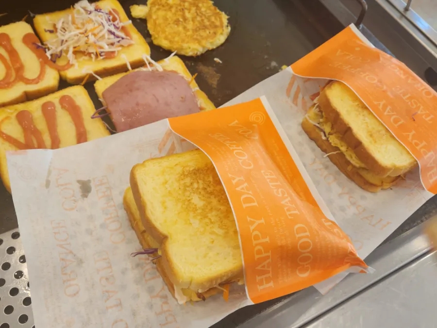 꼬미꼬미꼬마김밥 이미지