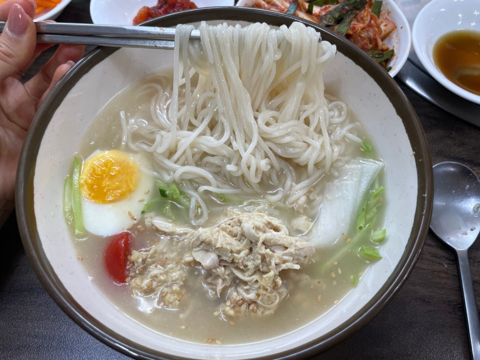 부대통닭 이미지
