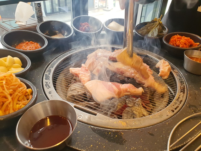 육식러 이미지
