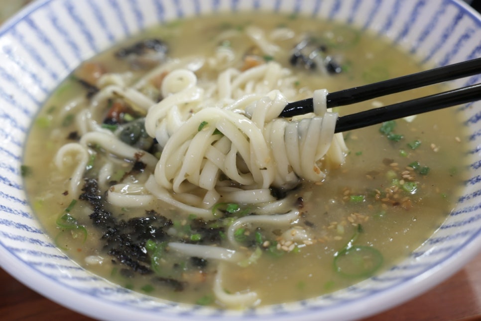 돌담칼국수 이미지