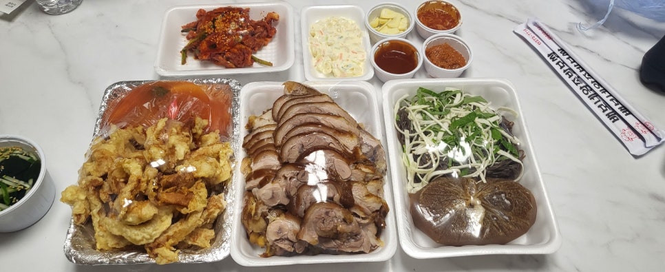 배보네보쌈왕족발 이미지