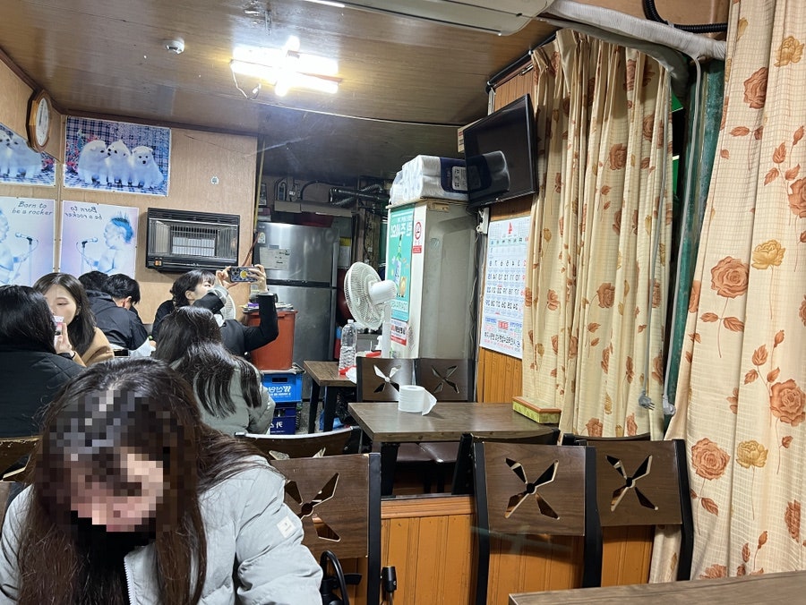 씨암닭집 이미지
