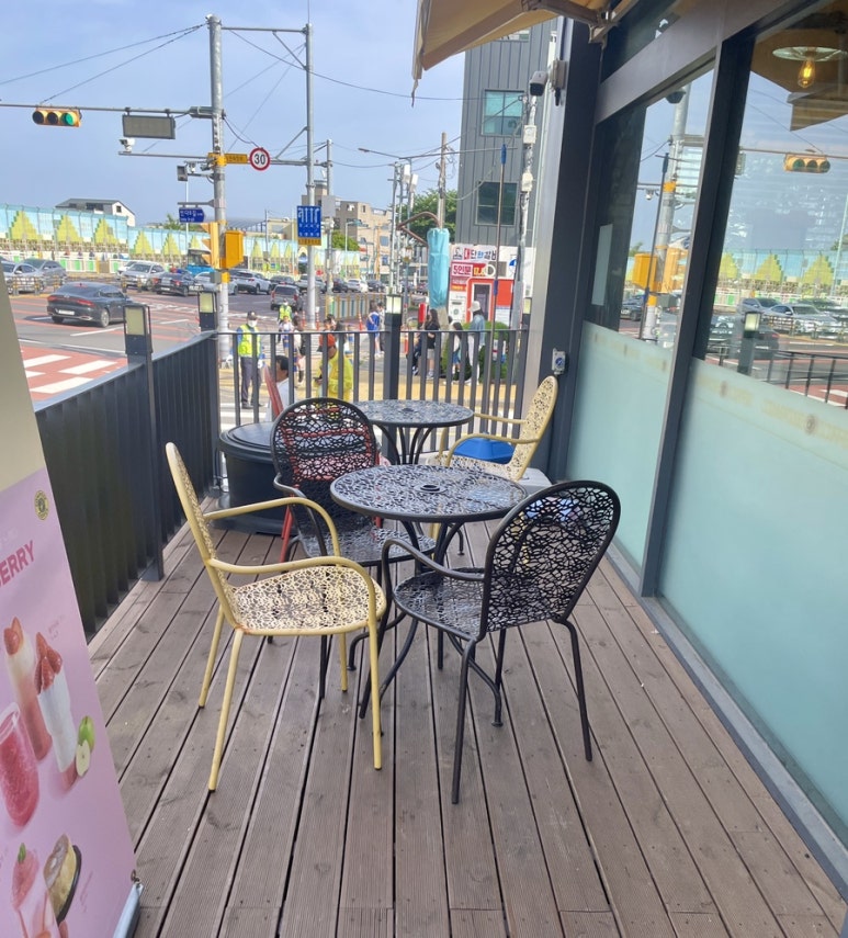 컴포즈커피제주아라점 이미지