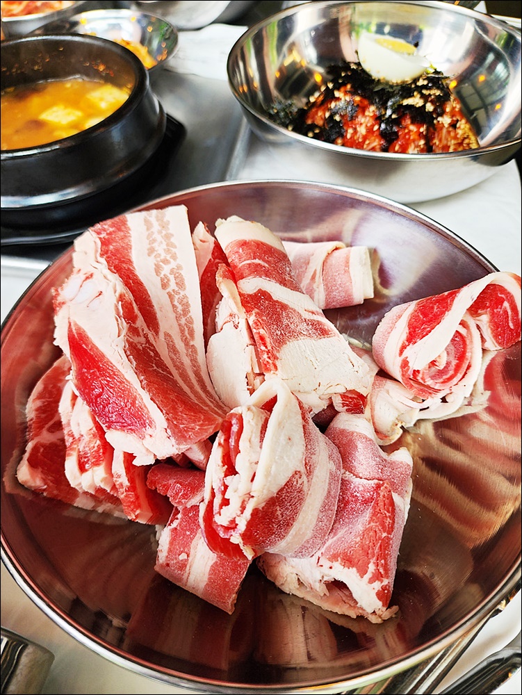 냉철한삼겹 이미지