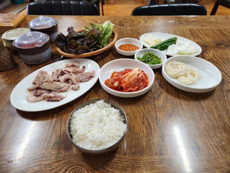 옛날돼지국밥 이미지
