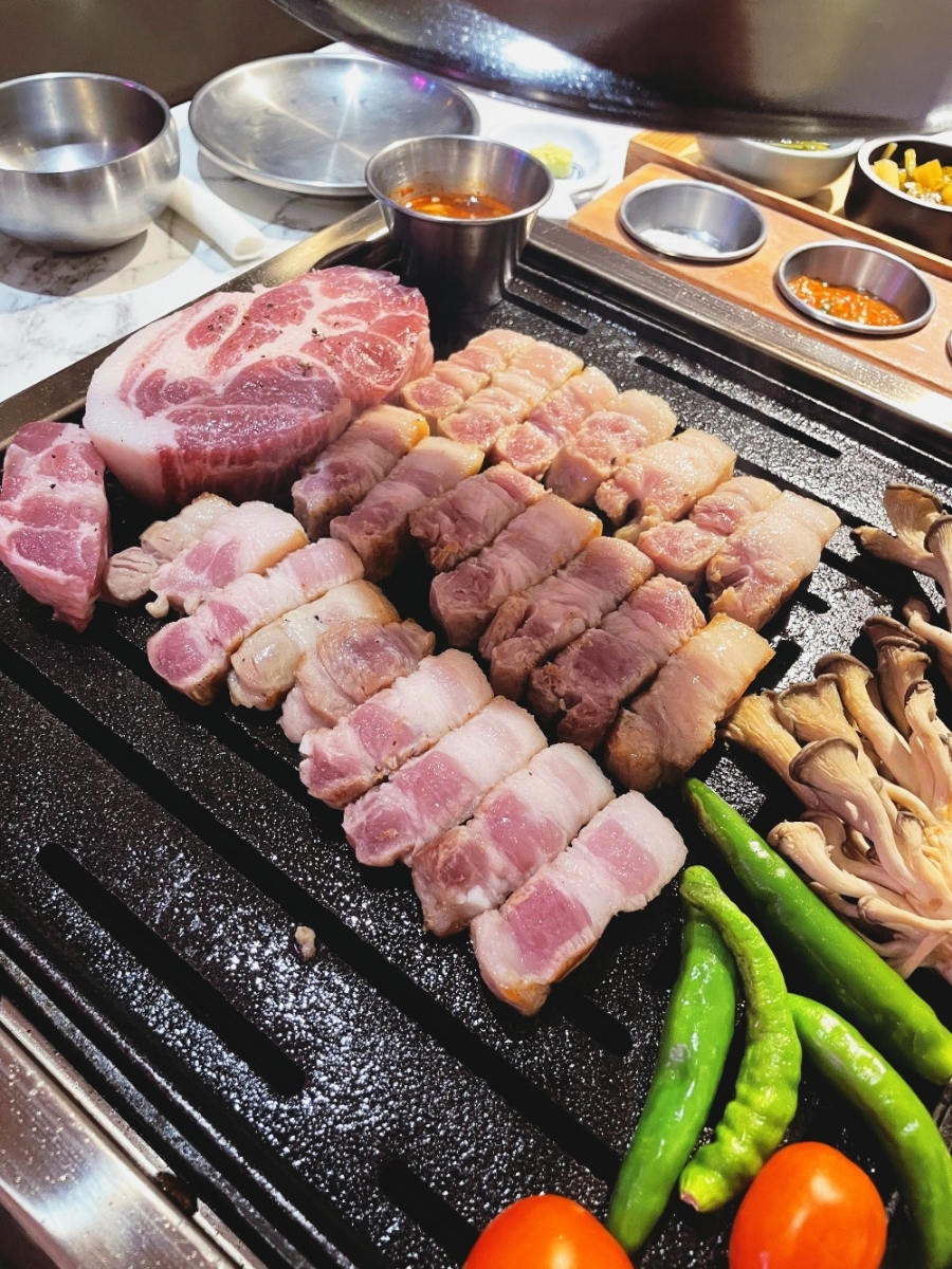 고기곳간 이미지
