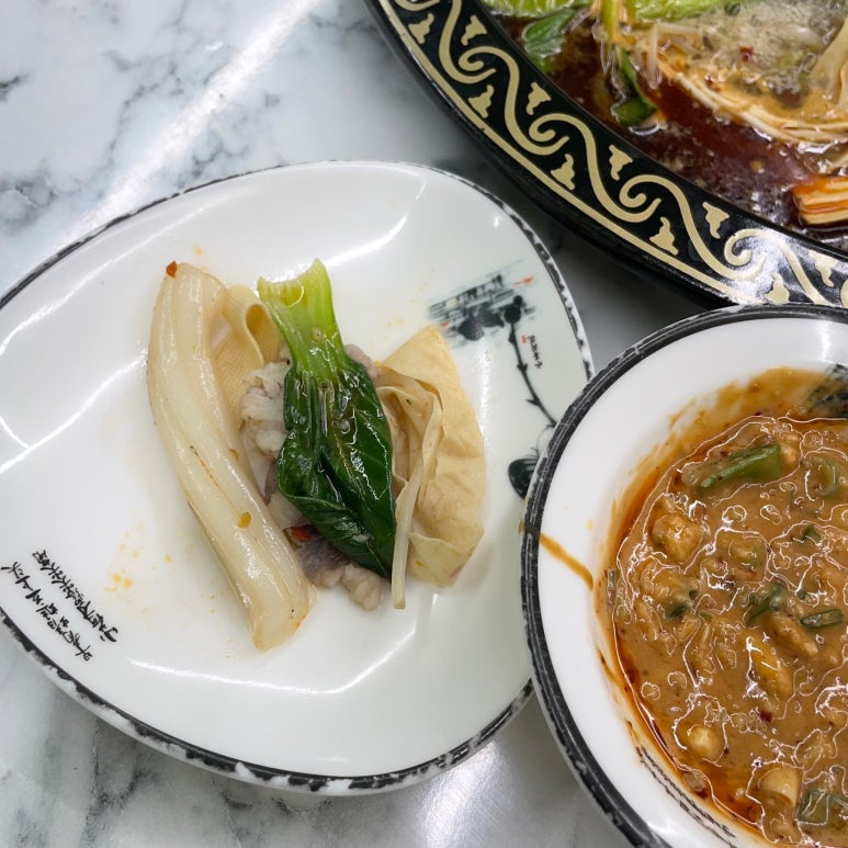 김두마라탕훠궈 이미지