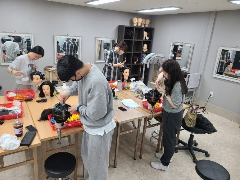 나레스트뷰티아카데미미용학원 이미지