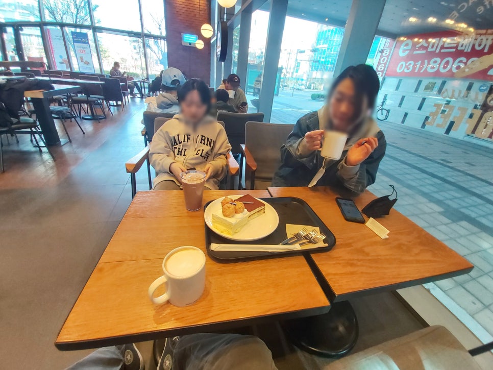 투썸플레이스 평촌스마트베이점 이미지