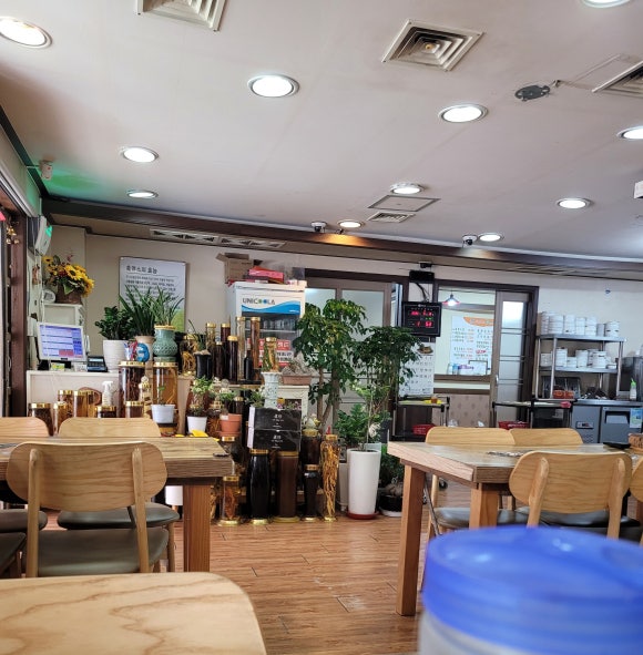 큰손생오리흑염소 이미지