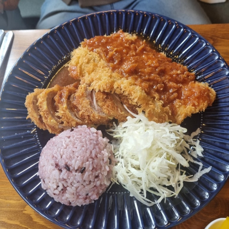 돈게스 이미지
