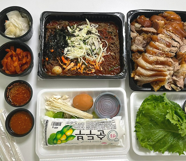 냠냠족발앤보쌈 이미지