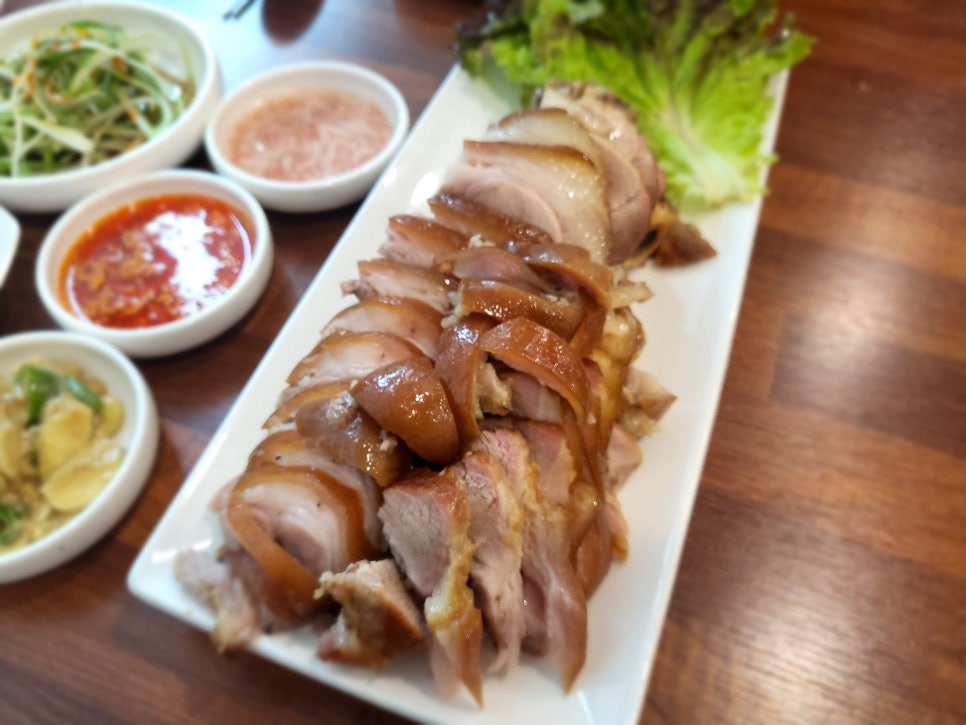 명족발 진칼국수 이미지