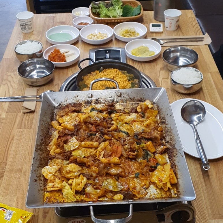 역전돼지찌개.철판구이 이미지