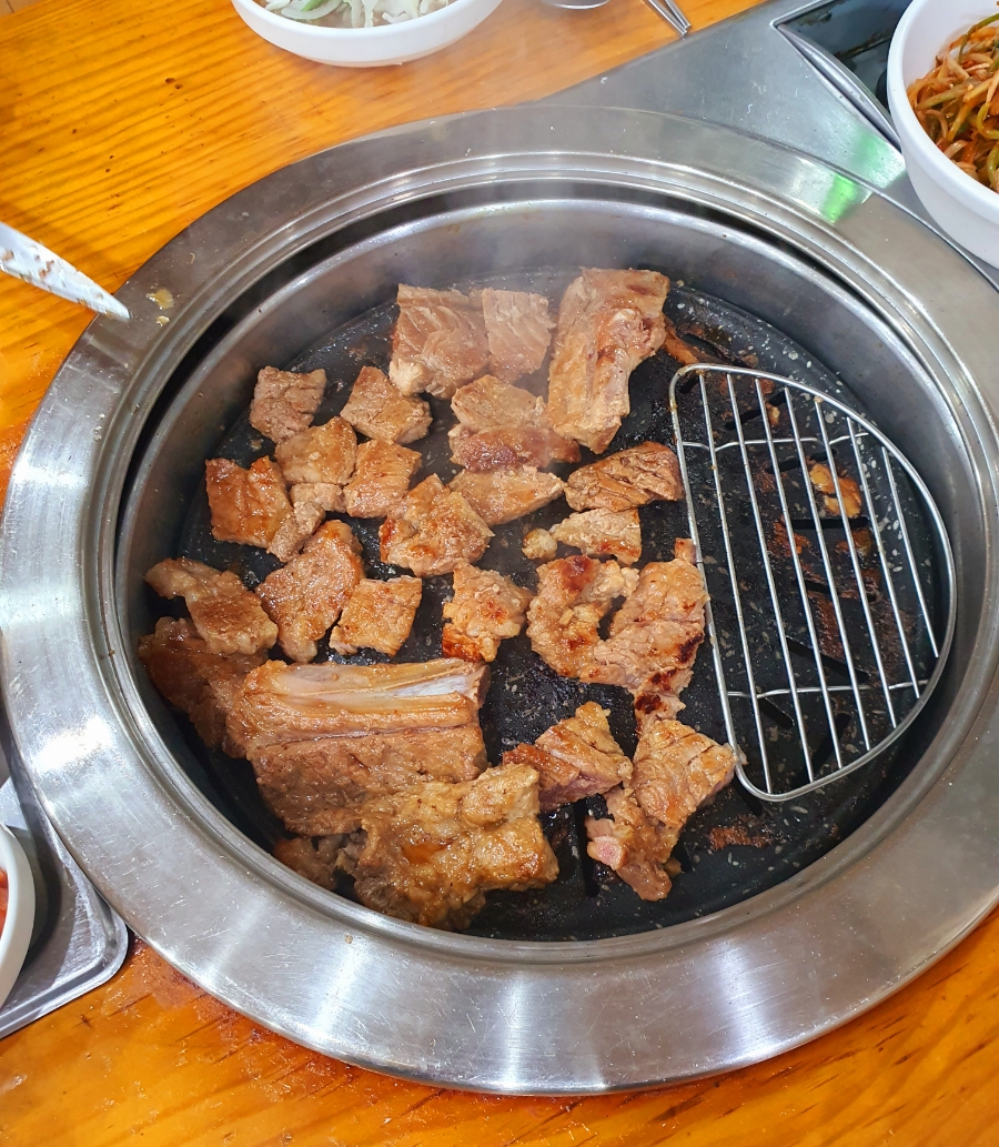 옹고집숯불갈비 이미지