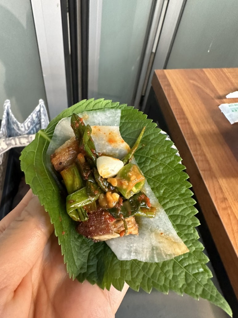 ssack쓰리솥뚜껑김치삼겹살 이미지