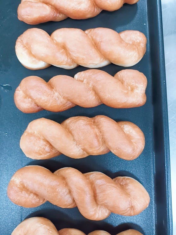 오늘도꽈배기 내일도꽈배기 이미지