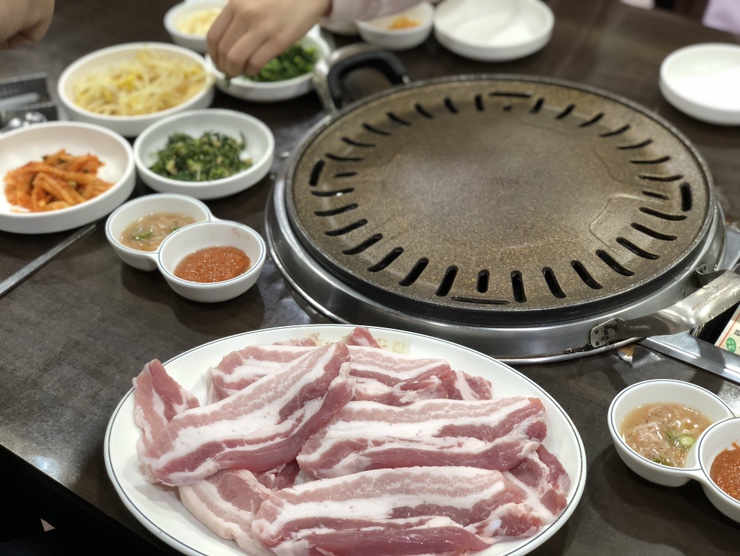 등나무집한우식육식당 이미지