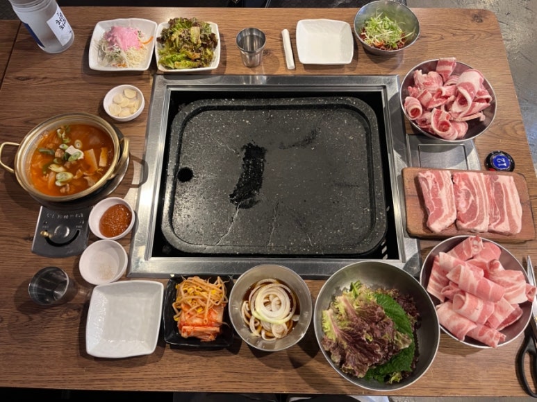 돈마마생삼겹살 이미지