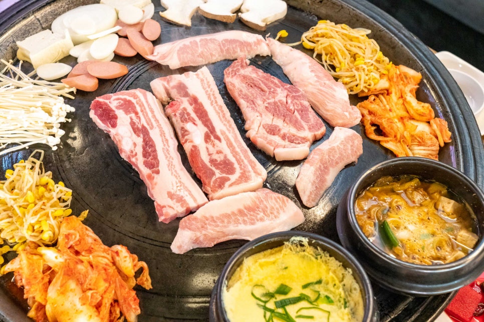 우리왕뚜껑생삼겹살 이미지