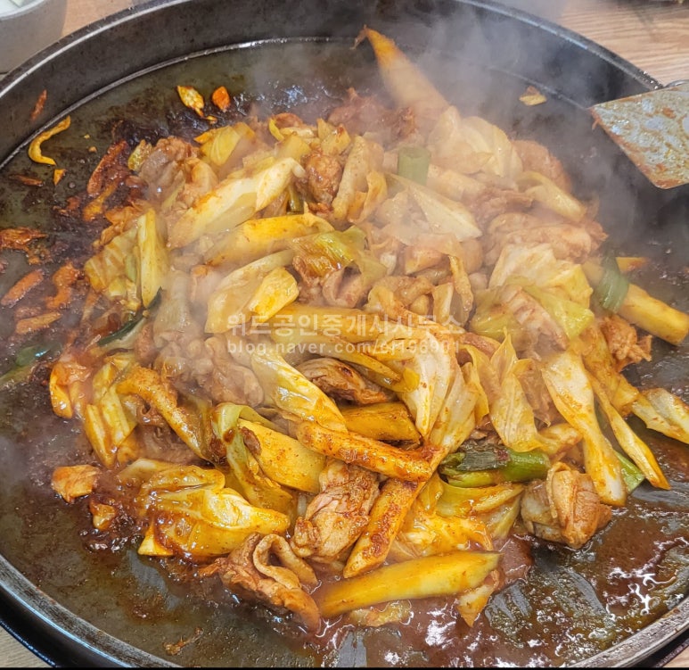 강릉춘천산골닭갈비앤막국수 이미지