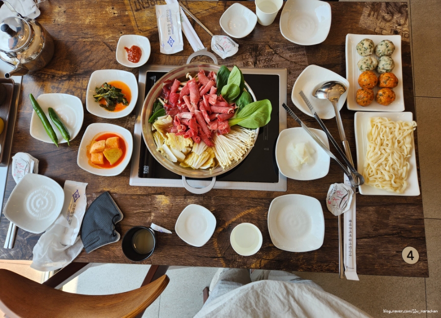 홍경백 함흥냉면 만두전골 이미지