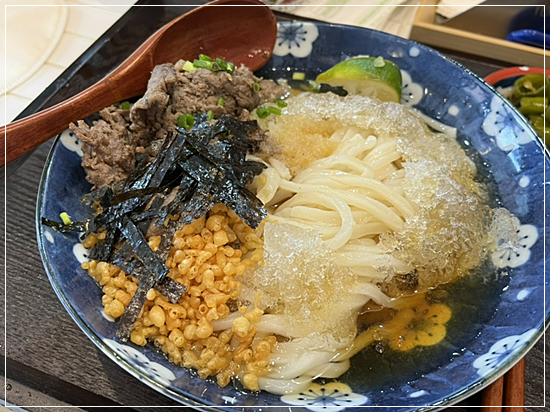 요미우돈교자 이미지