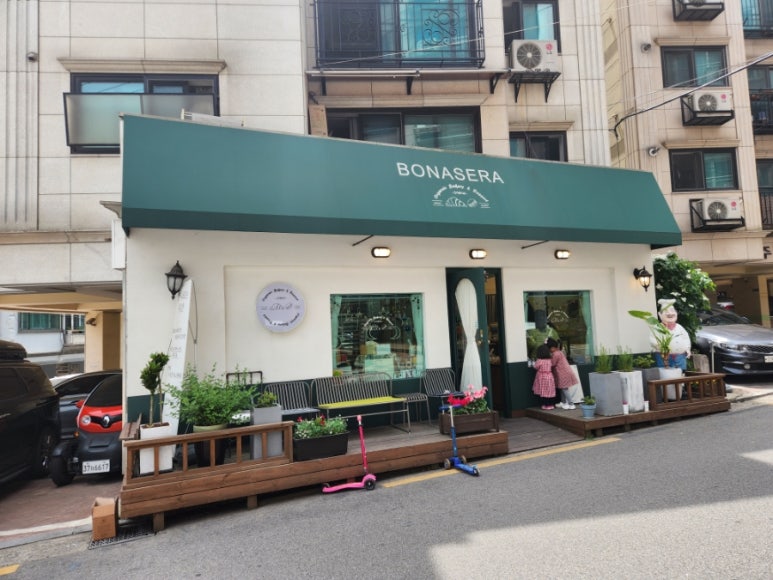 보나세라오가닉베이커리 이미지