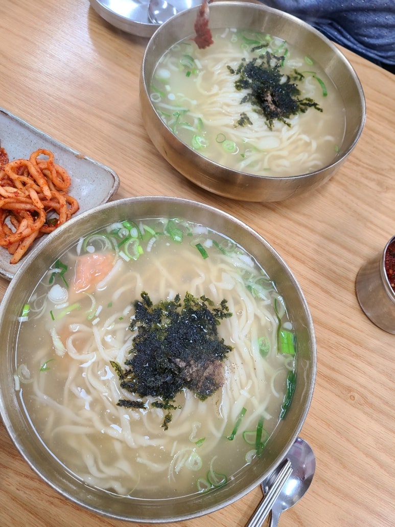 월송만두칼국수 이미지