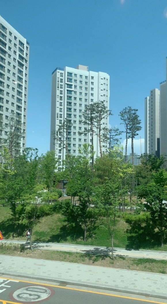 꼼꼼브로우 이미지