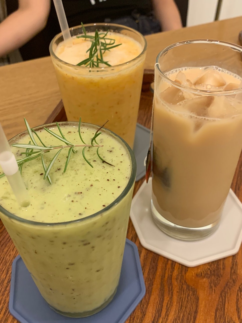 카페드블랑 이미지