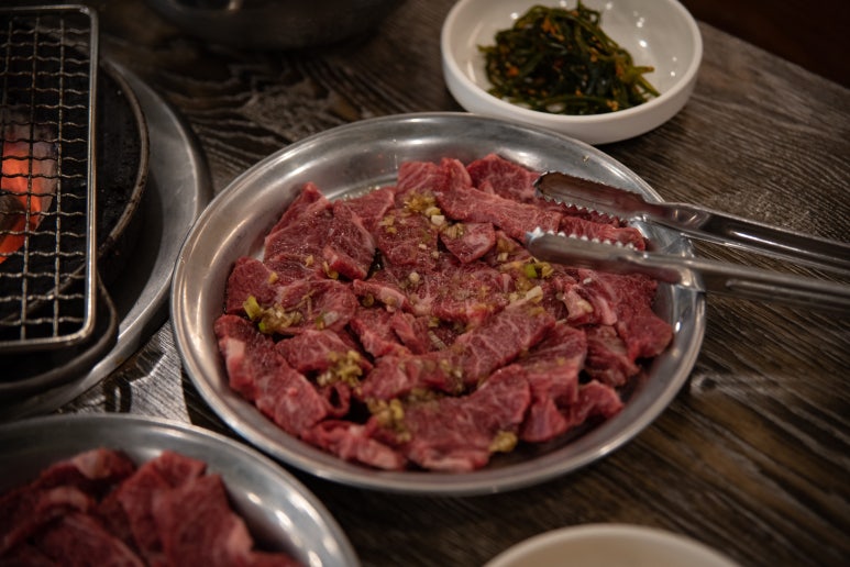 만나숯불갈비 이미지