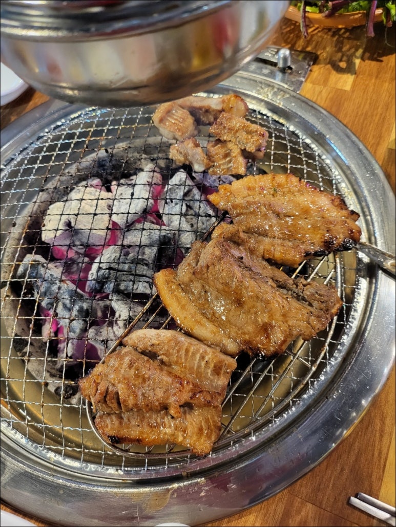 갈비엔삼겹 이미지