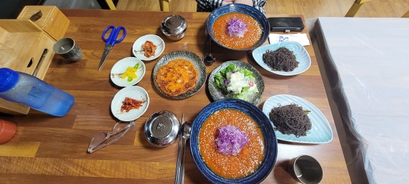 대게마을 거제일품물회 본점 이미지