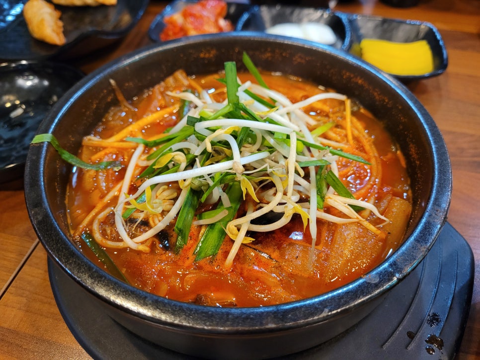 뚝배기짬뽕패밀리 이미지