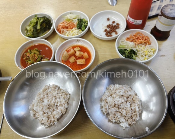 수제비국 보리밥집 이미지