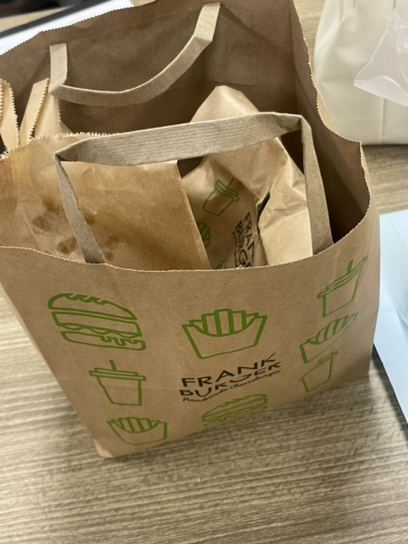 프랭크버거진해 이미지