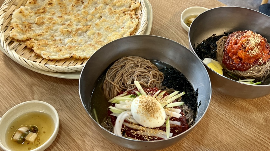 산아래메밀집 이미지