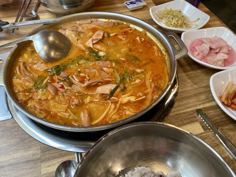 명동부대찌개 이미지