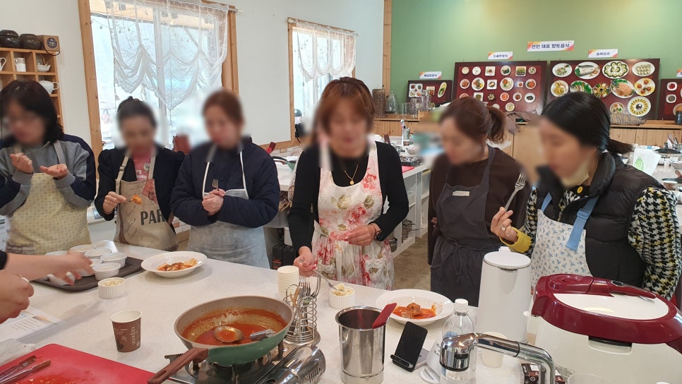 맛깔손 이미지