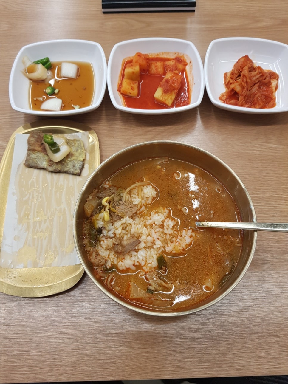 육전국밥 양주광백점 이미지