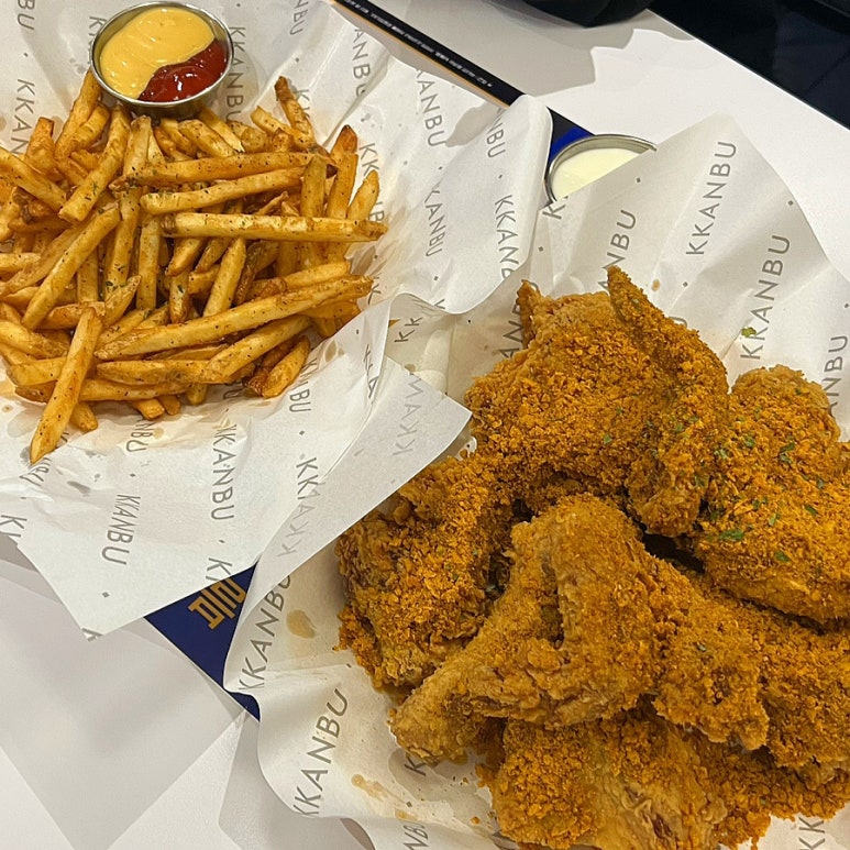깐부치킨과천 이미지